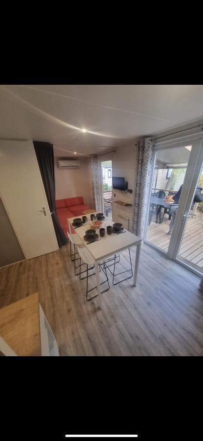 Camping 4 Etoiles Le Bosc Saint Cyrpien Mobil Home Dış mekan fotoğraf