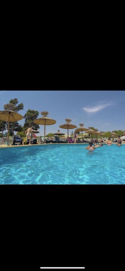Camping 4 Etoiles Le Bosc Saint Cyrpien Mobil Home Dış mekan fotoğraf